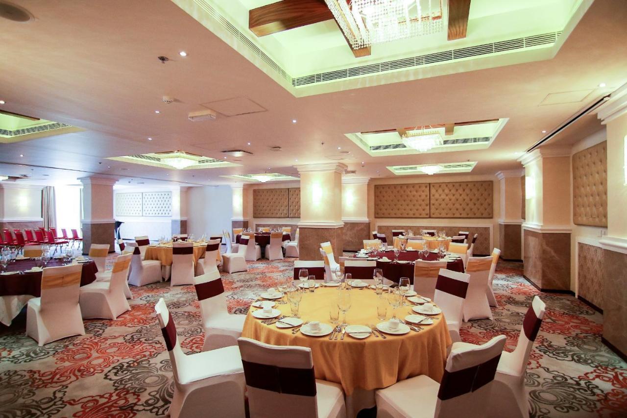 Centara Muscat Hotel Oman מראה חיצוני תמונה